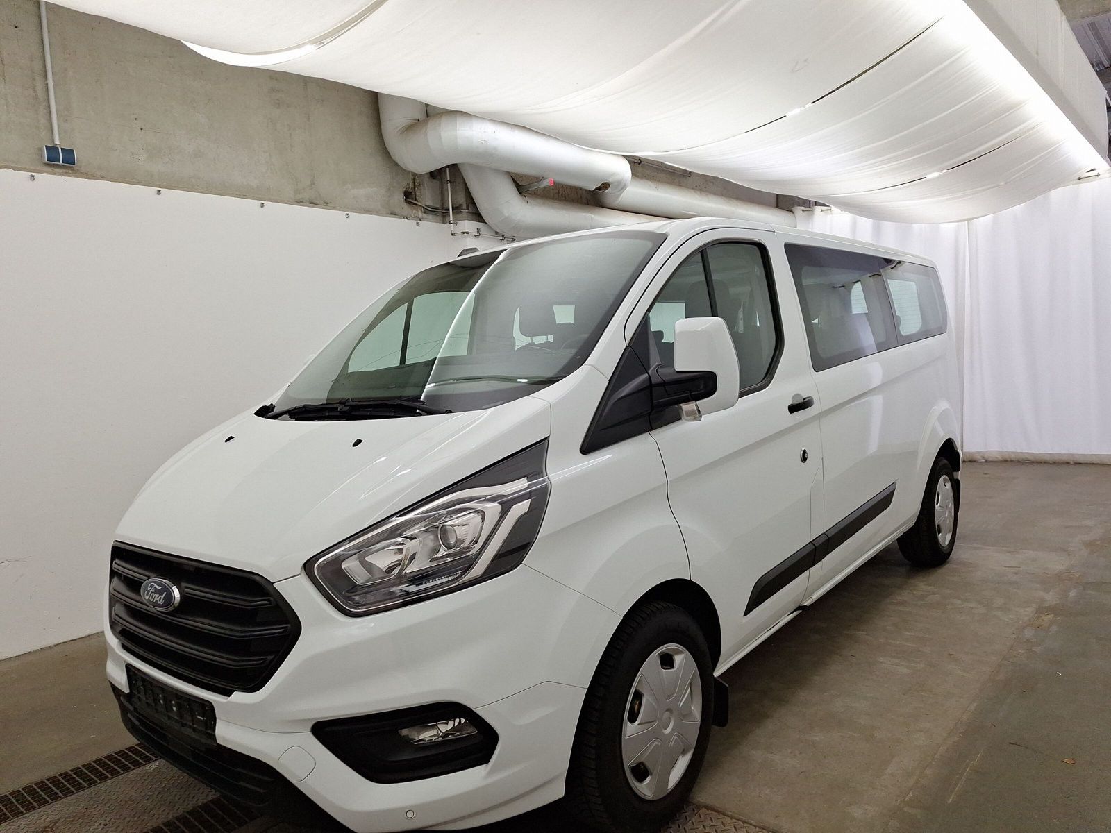 Ford Transit Custom Kombi 340 L2 Trend 9-Sitzer Navi