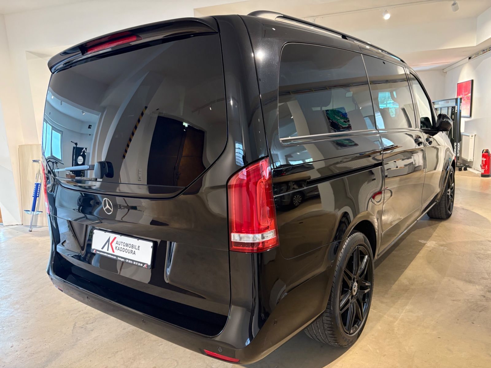 Fahrzeugabbildung Mercedes-Benz V 250 d EXCLUSIVE EDITION 4MATIC