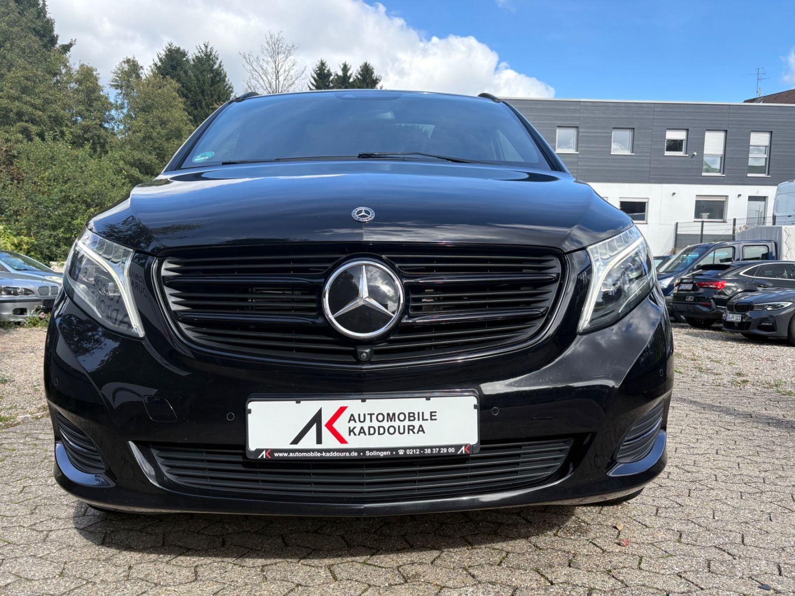 Fahrzeugabbildung Mercedes-Benz V 250 d EXCLUSIVE EDITION 4MATIC