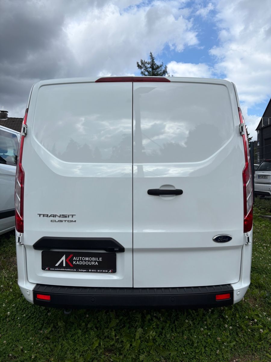 Fahrzeugabbildung Ford Transit Custom Kasten L2 Trend Rückfahrkamera