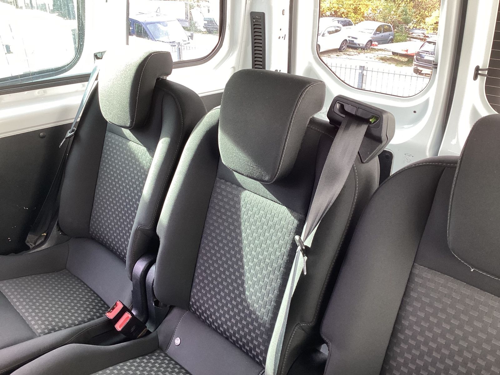 Fahrzeugabbildung Ford Transit Custom Kasten L2 Trend Rückfahrkamera