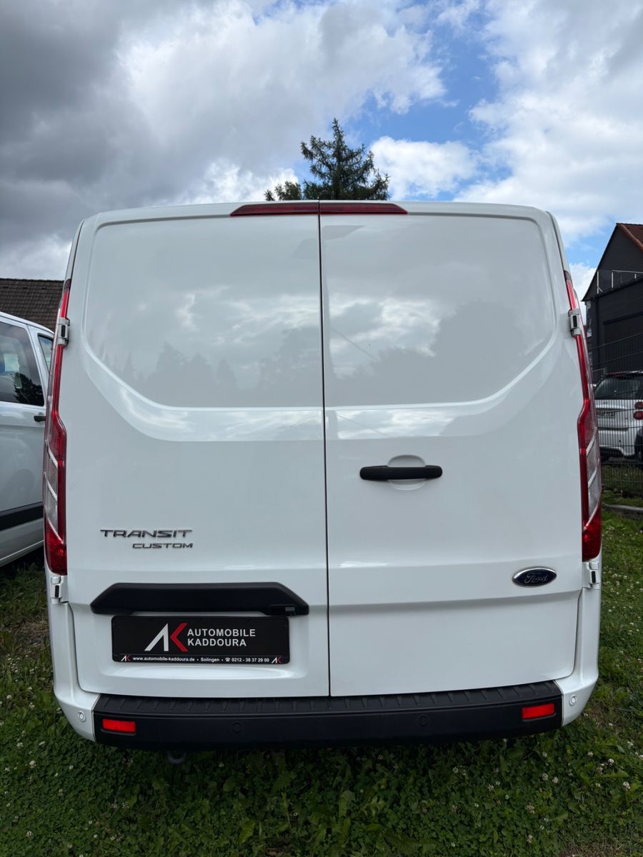 Fahrzeugabbildung Ford Transit Custom Kasten L2 Trend Rückfahrkamera
