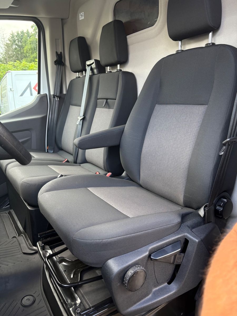 Fahrzeugabbildung Ford Transit Kasten 350 L3 Trend