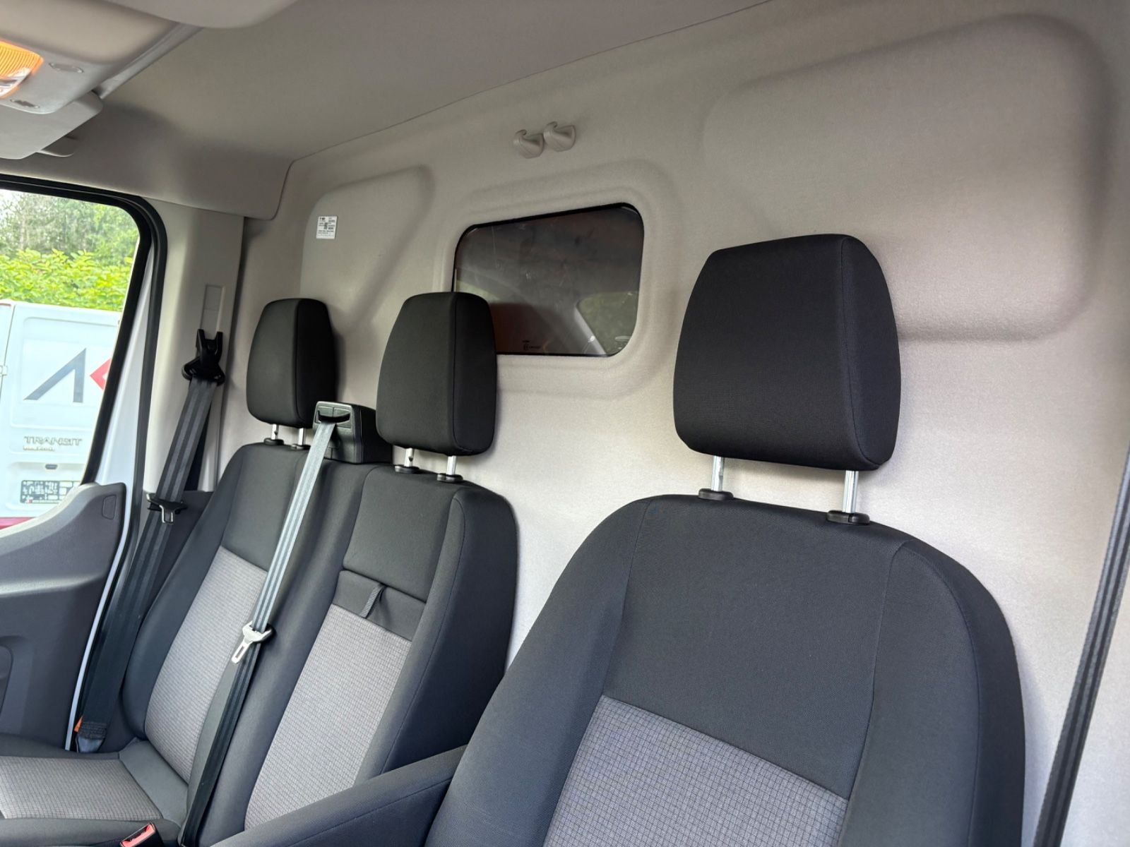 Fahrzeugabbildung Ford Transit Kasten 350 L3 Trend