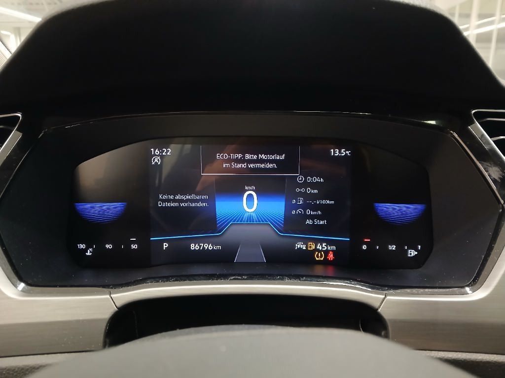 Fahrzeugabbildung Volkswagen Touran Comfortline Panorama Kamera AHK ACC 7Sitz