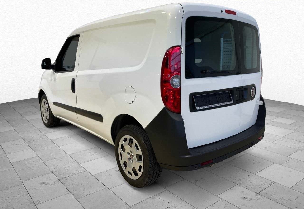 Fahrzeugabbildung Fiat Doblo SX Kasten Erdgas + Benzin!!! SORTIMO