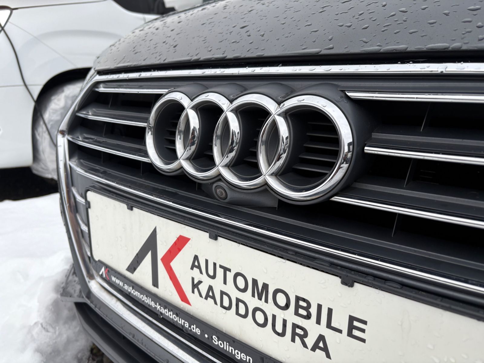 Fahrzeugabbildung Audi A4 Avant S line Panorama Head-Up Matrix Virtual