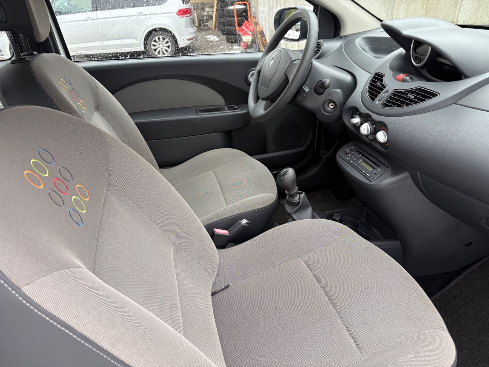 Fahrzeugabbildung Renault Twingo Authentique Faltdach CD Servo ZV 1. HAND