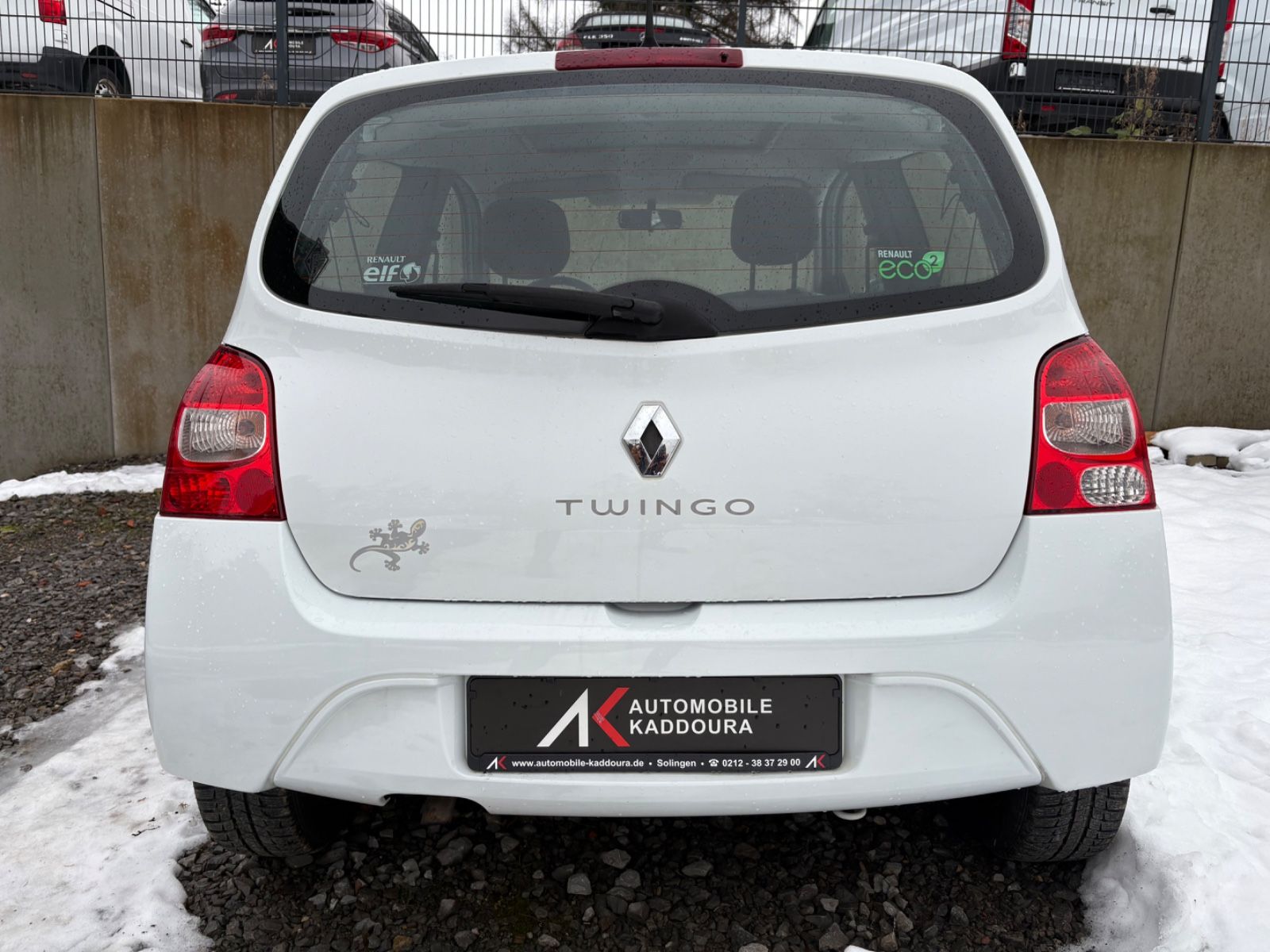 Fahrzeugabbildung Renault Twingo Authentique Faltdach CD Servo ZV 1. HAND