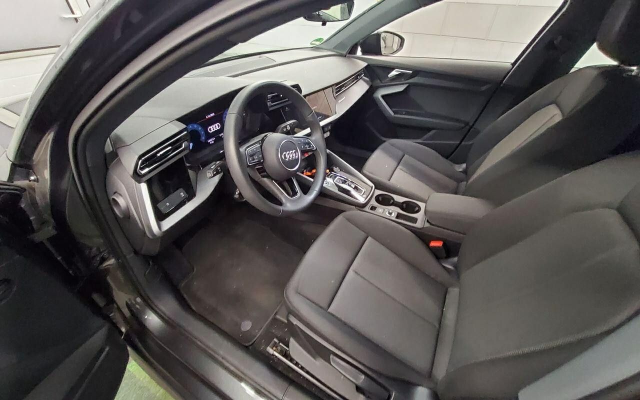 Fahrzeugabbildung Audi A3 Sportback 35 TFSI S line