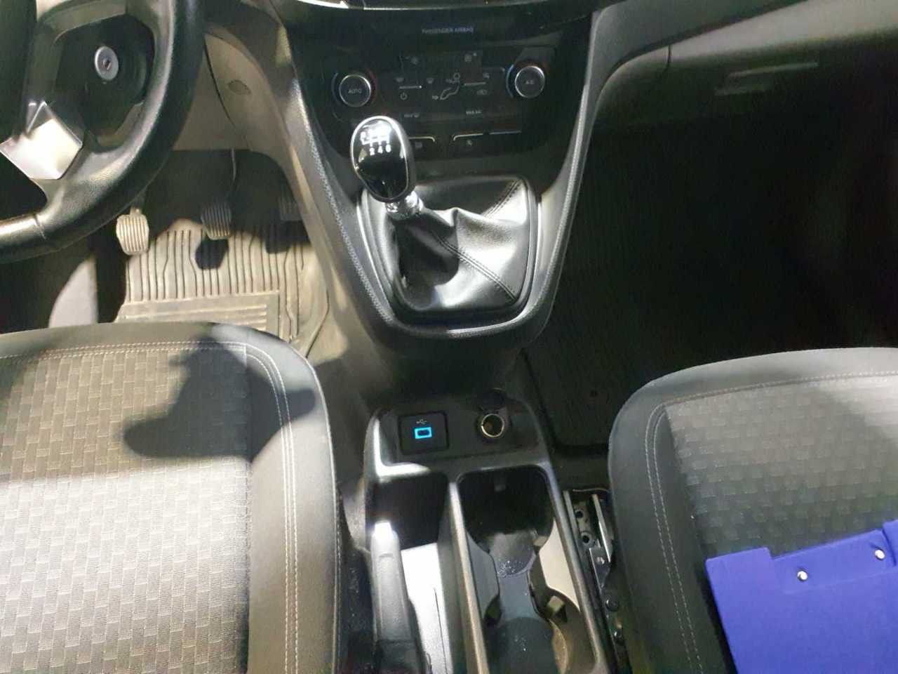 Fahrzeugabbildung Ford Transit Connect Kasten lang Trend Regalsystem!!!