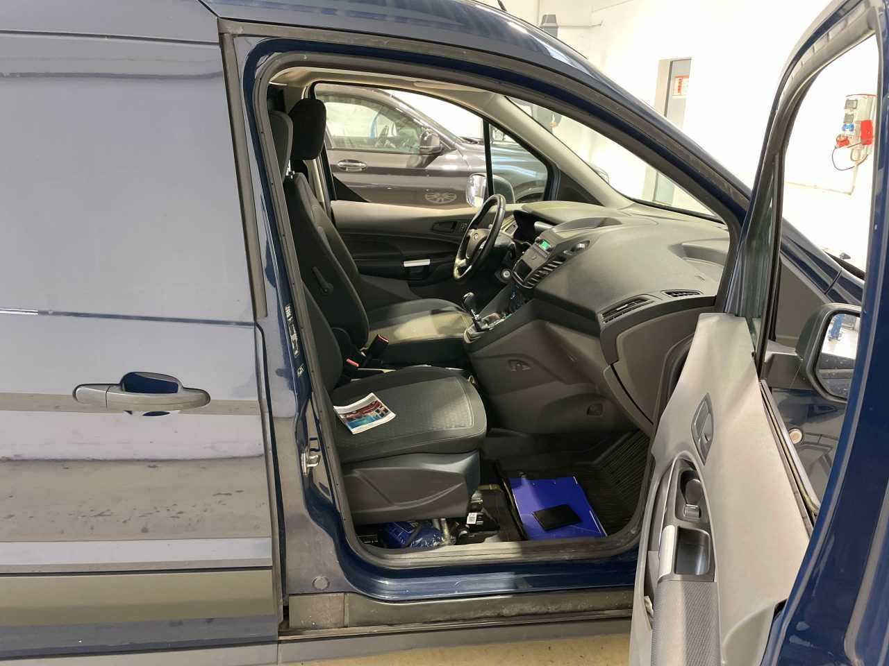Fahrzeugabbildung Ford Transit Connect Kasten lang Trend Regalsystem!!!