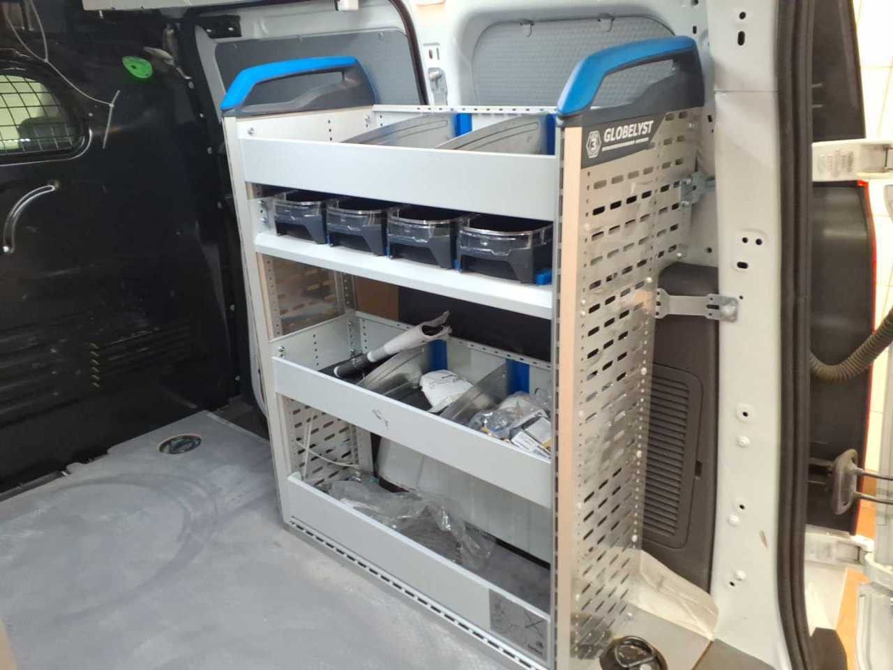 Fahrzeugabbildung Ford Transit Connect Kasten Trend Kamera SORTIMO