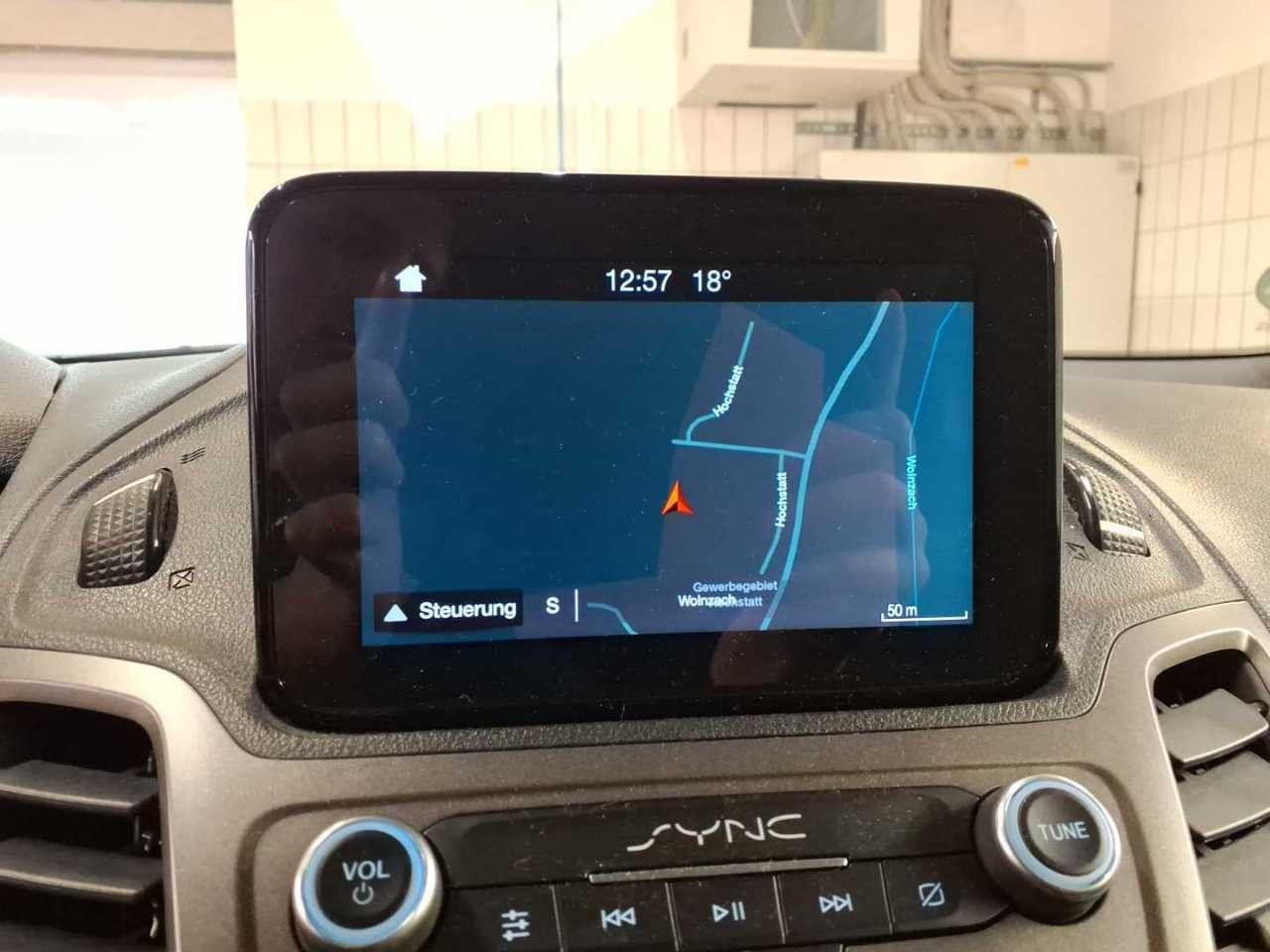 Fahrzeugabbildung Ford Transit Connect Kasten Trend Kamera SORTIMO