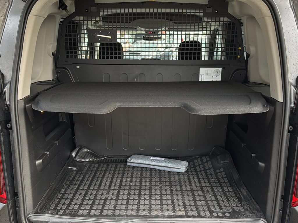 Fahrzeugabbildung Citroën Berlingo MPV Feel M