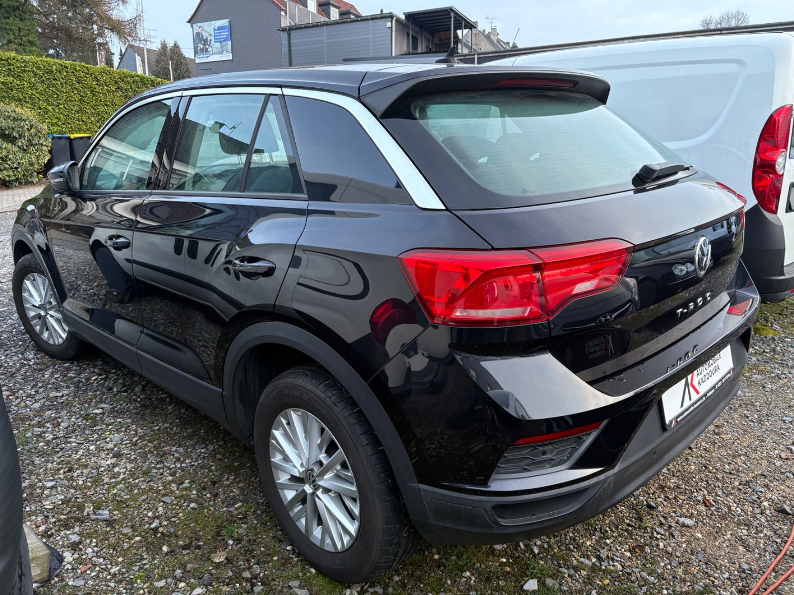 Fahrzeugabbildung Volkswagen T-Roc Apple Carplay Android Auto PDC vorn+hinten