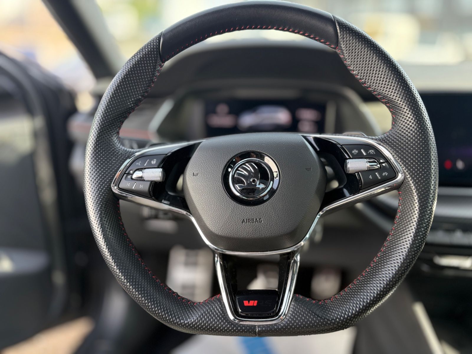 Fahrzeugabbildung SKODA Octavia Combi RS 4x4 Vollausstattung