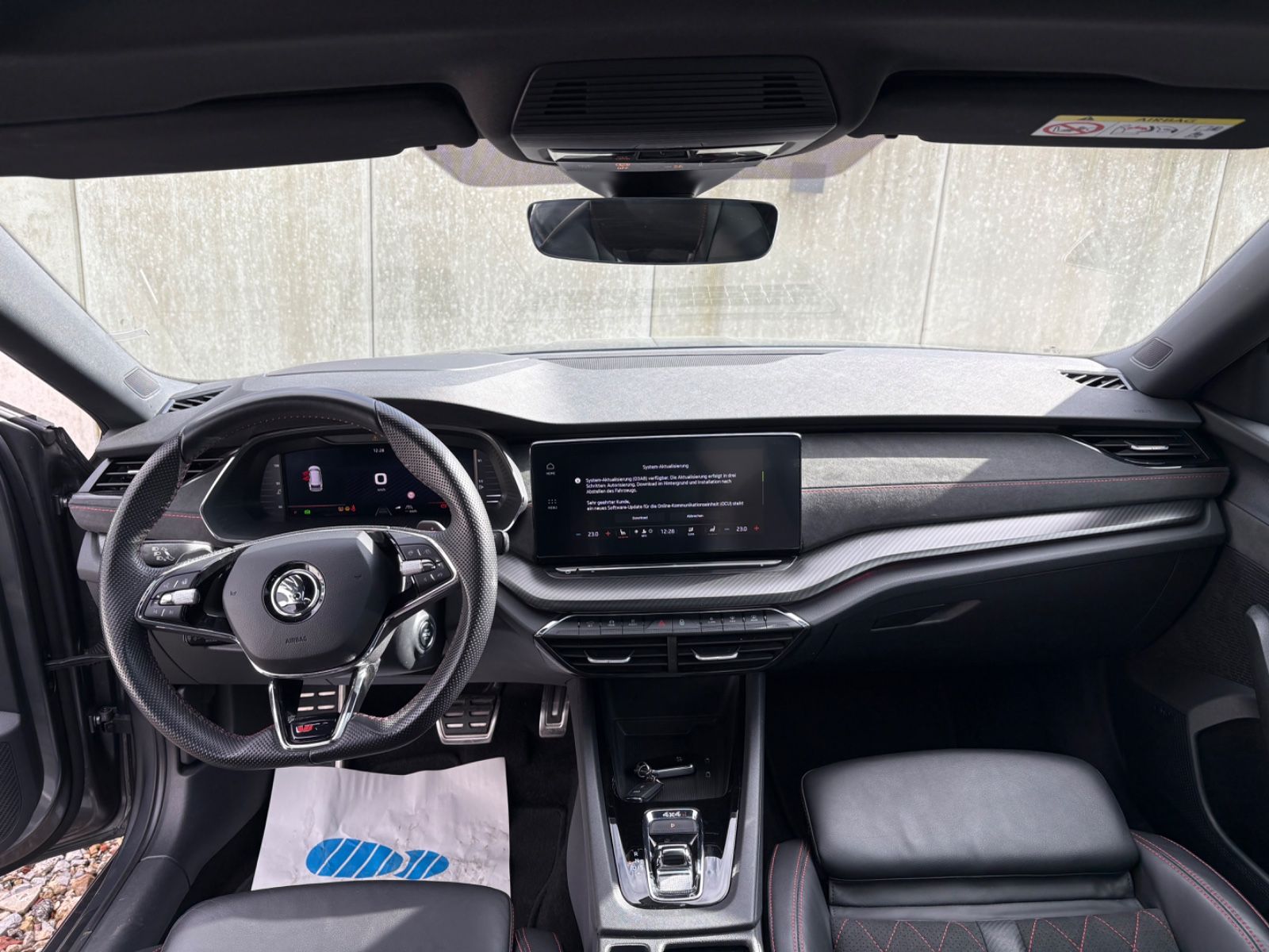 Fahrzeugabbildung SKODA Octavia Combi RS 4x4 Vollausstattung