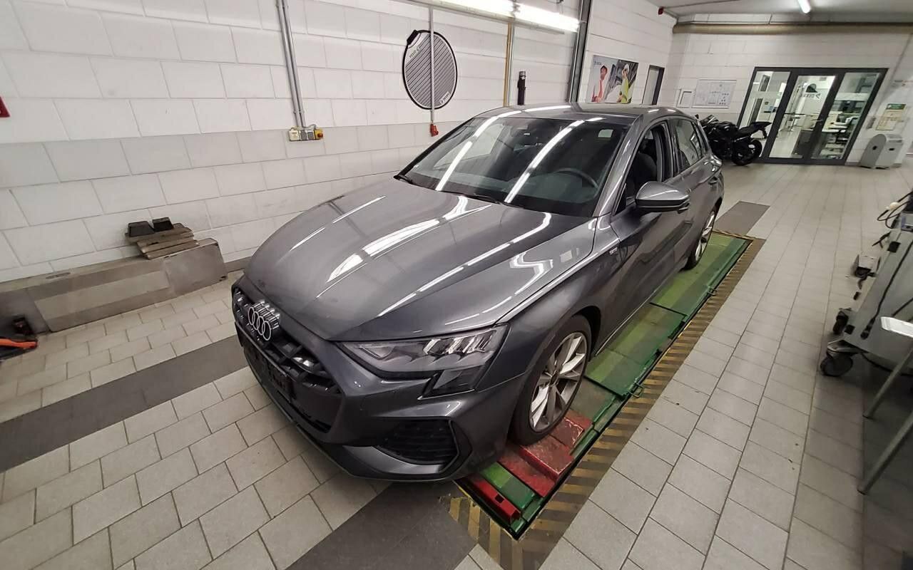 Fahrzeugabbildung Audi A3 Sportback 35 TFSI S line