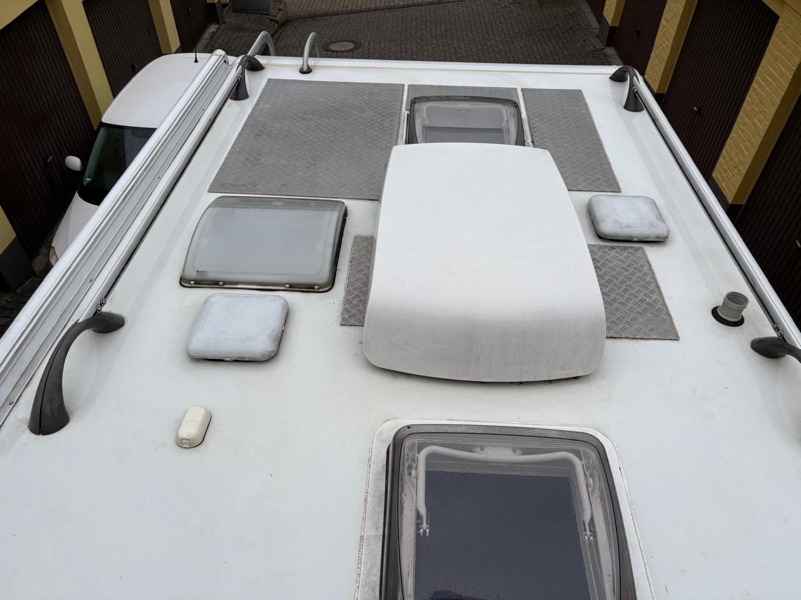 Fahrzeugabbildung HYMER / ERIBA / HYMERCAR Tramp 614 CL 2x2 Klima VORZELT 3,5to Dusche AHK