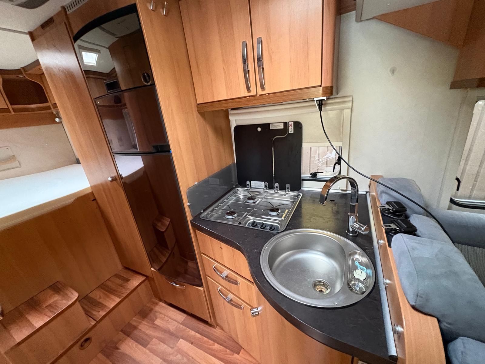 Fahrzeugabbildung HYMER / ERIBA / HYMERCAR Tramp 614 CL 2x2 Klima VORZELT 3,5to Dusche AHK