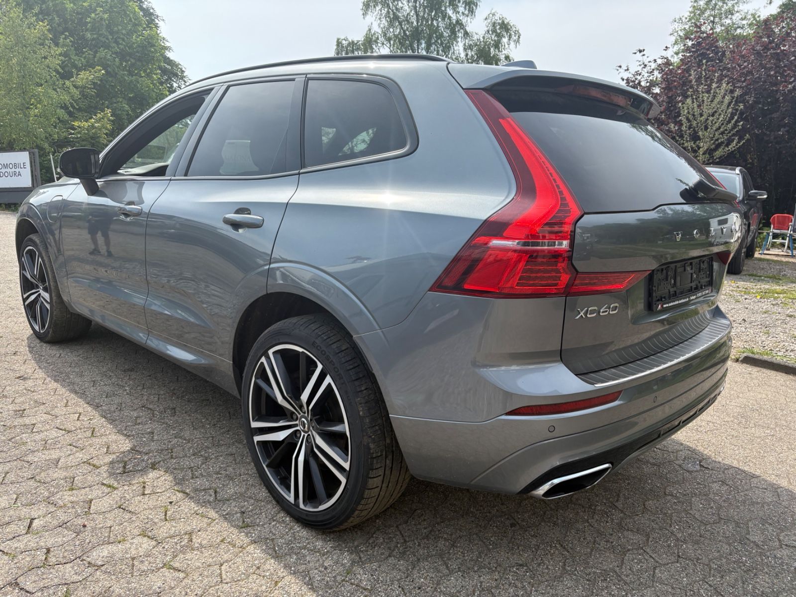 Fahrzeugabbildung Volvo XC60 T8 R Design AWD 21Zoll PANO HeadUp POLESTAR