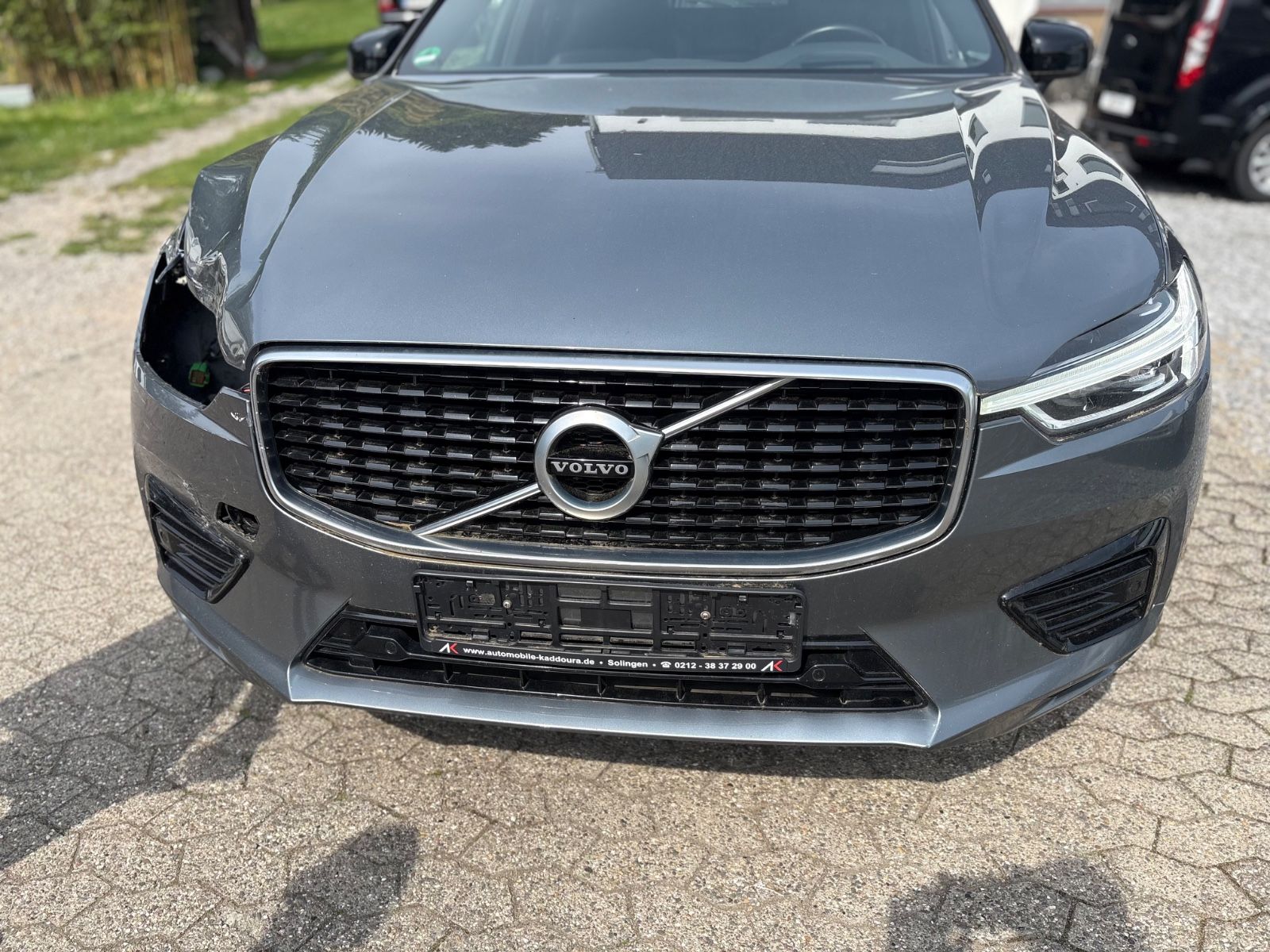 Fahrzeugabbildung Volvo XC60 T8 R Design AWD 21Zoll PANO HeadUp POLESTAR