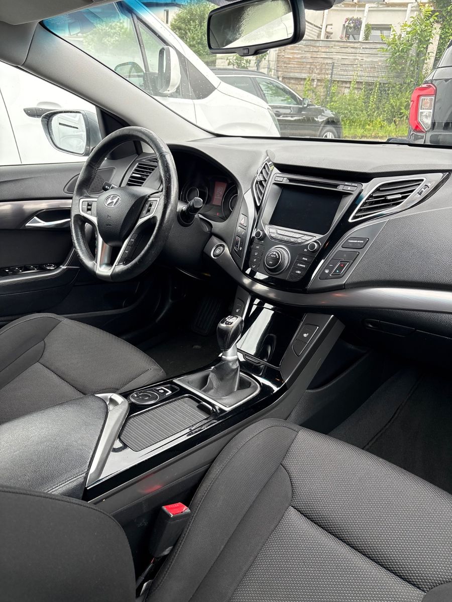 Fahrzeugabbildung Hyundai i40 cw Style