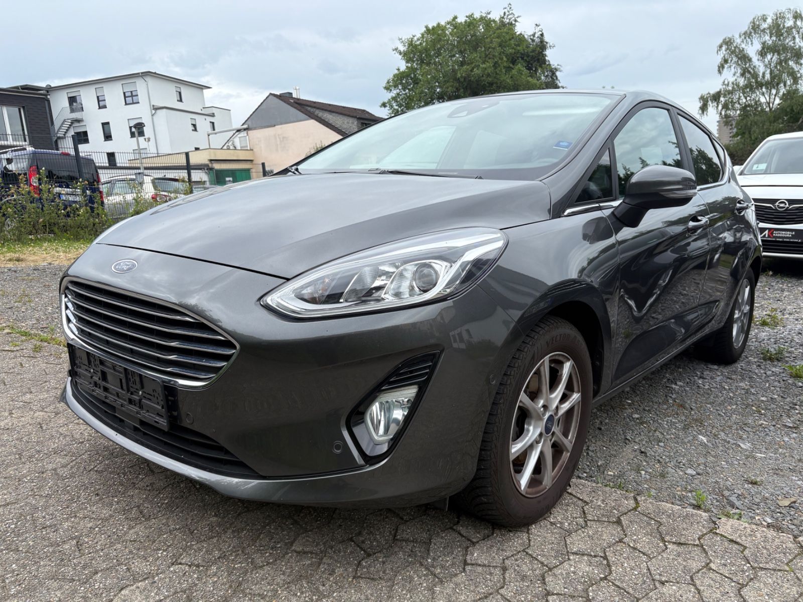 Ford Fiesta Titanium Navi Klimaautomatik Sitzheizung