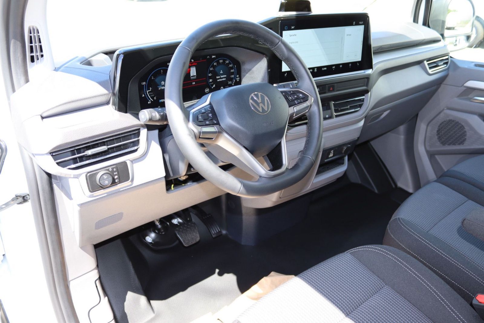 Fahrzeugabbildung Volkswagen T7 Transporter Kasten Aut Lang Sitzh LED Carplay