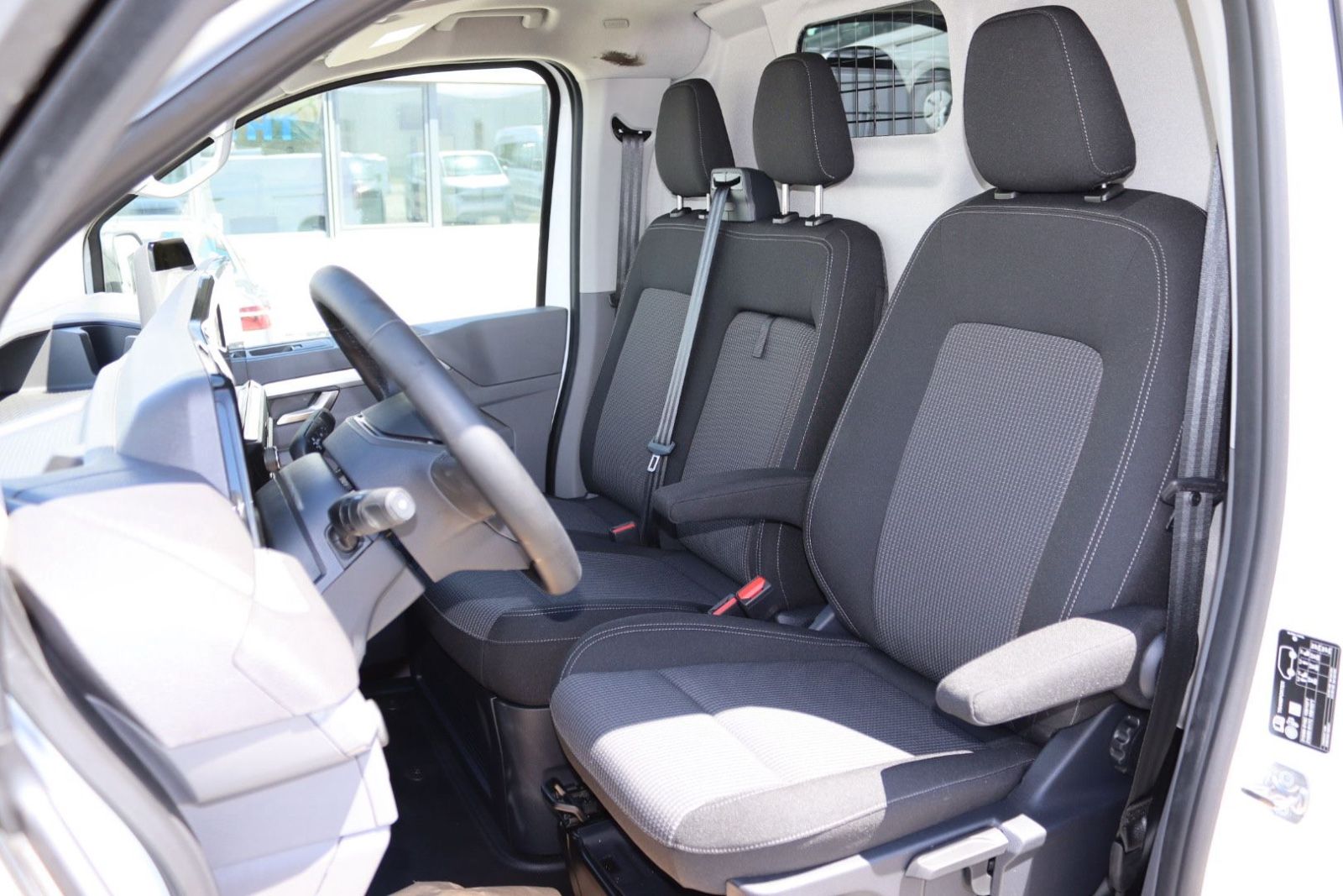 Fahrzeugabbildung Volkswagen T7 Transporter Kasten Aut Lang Sitzh LED Carplay