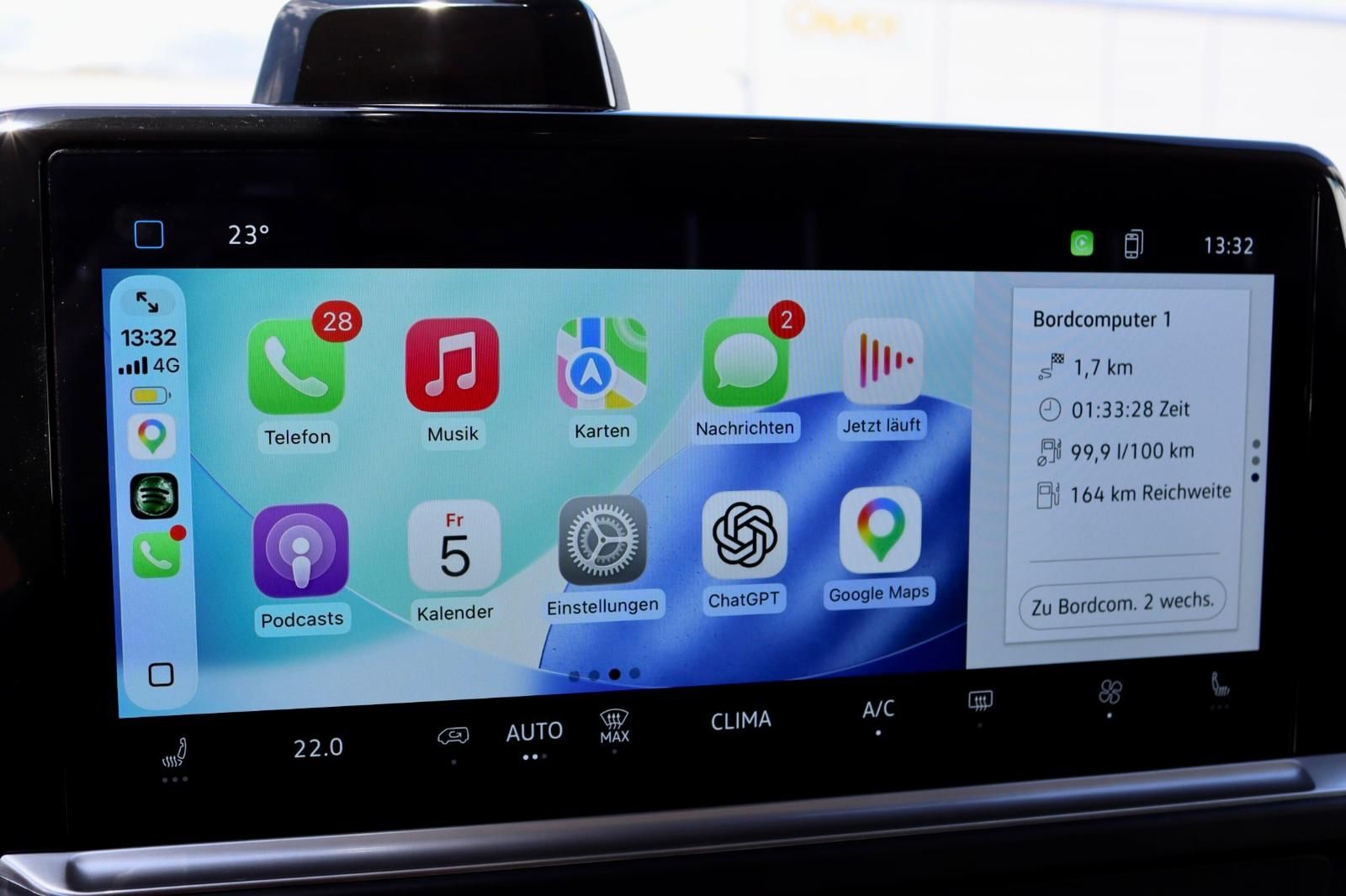 Fahrzeugabbildung Volkswagen T7 Transporter Kasten Aut Lang Sitzh LED Carplay
