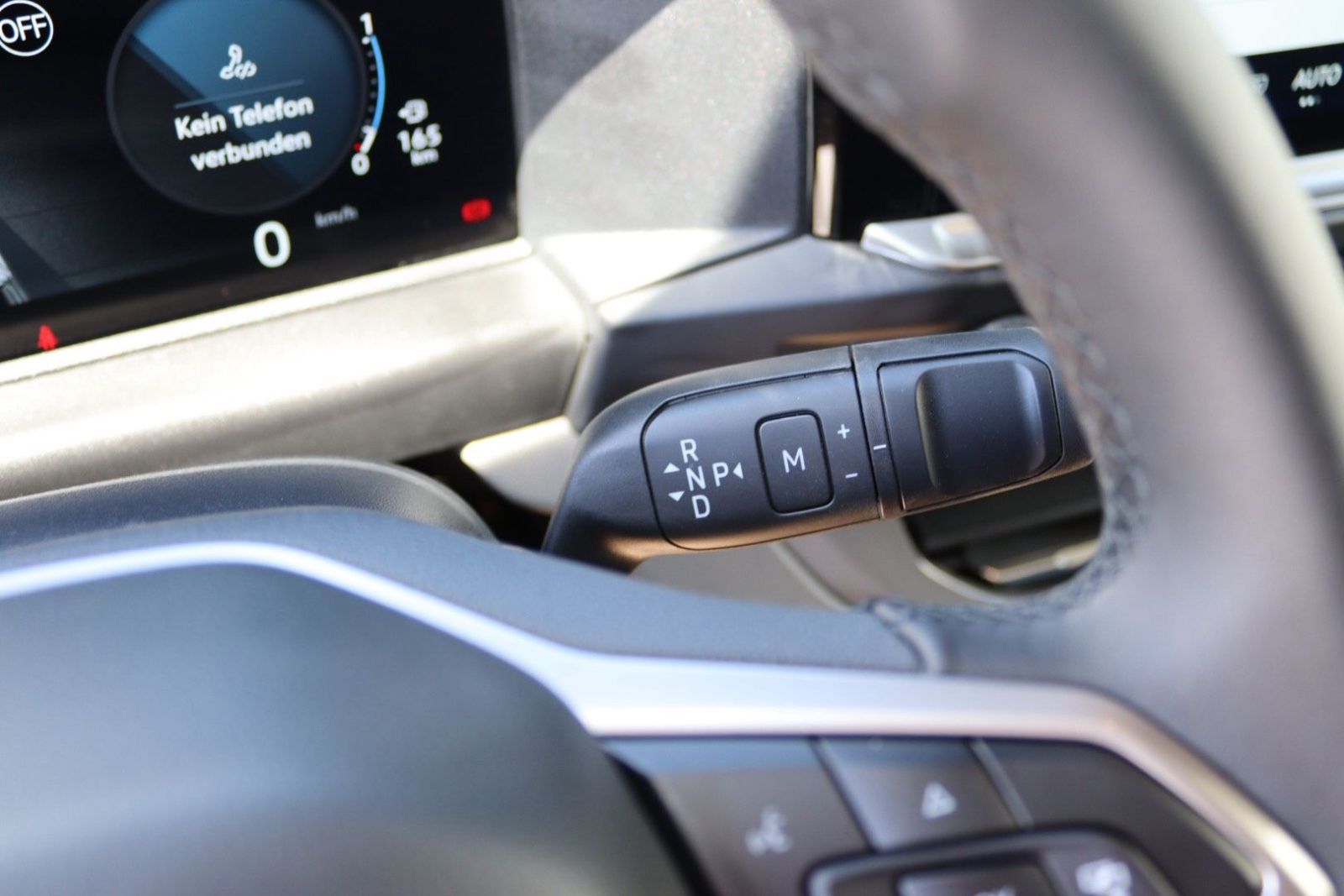 Fahrzeugabbildung Volkswagen T7 Transporter Kasten Aut Lang Sitzh LED Carplay