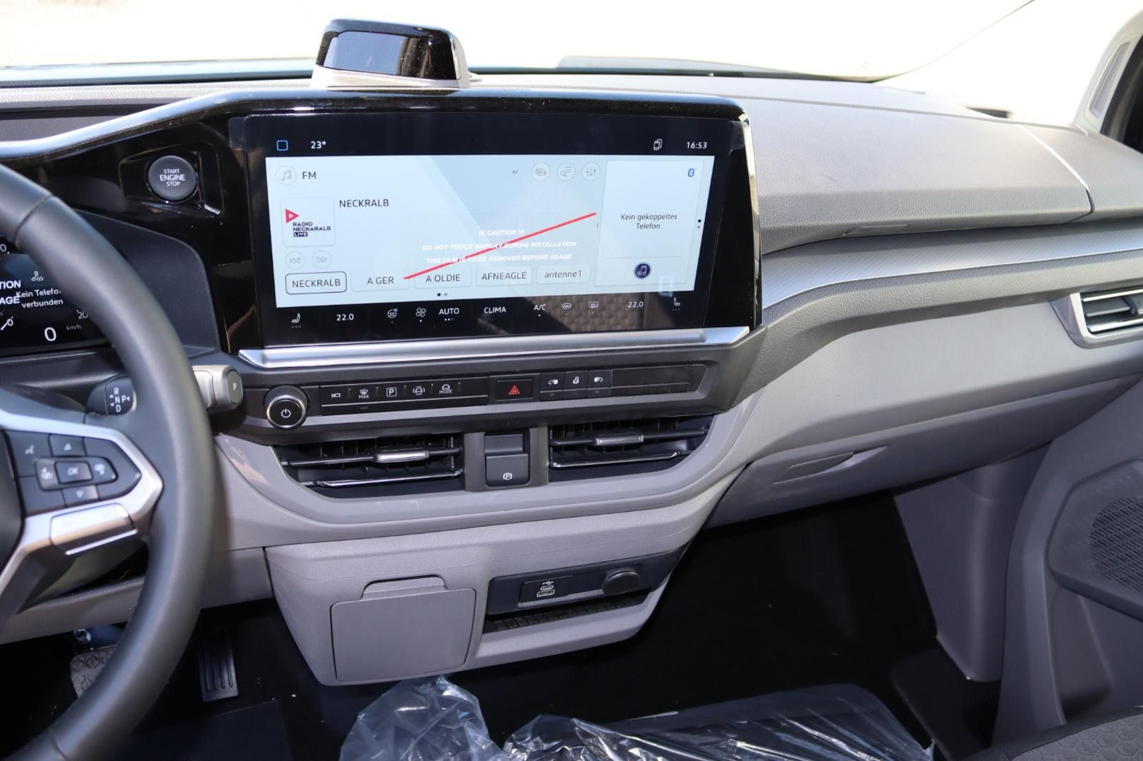 Fahrzeugabbildung Volkswagen T7 Caravelle Style 4MOTION Lang 170PS IQ 9-Sitze