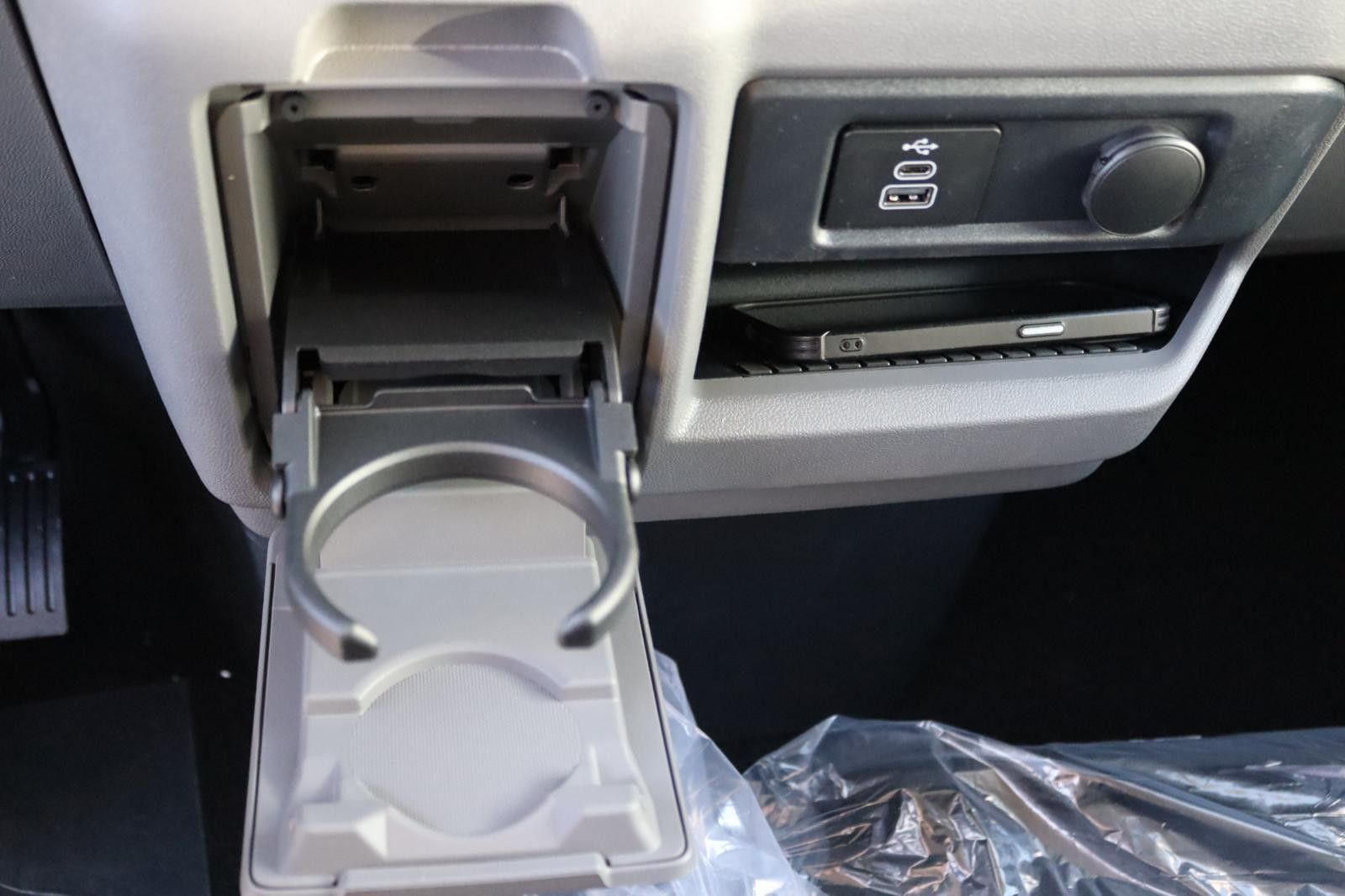 Fahrzeugabbildung Volkswagen T7 Caravelle Style 4MOTION Lang 170PS IQ 9-Sitze
