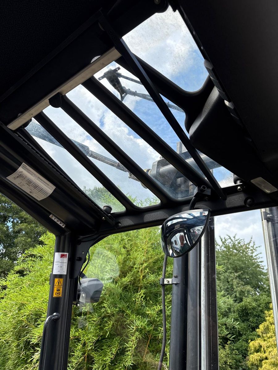 Fahrzeugabbildung Linde H50T-02 | 5t | Triplex 5.000 mm | Nur 8.256h TOP