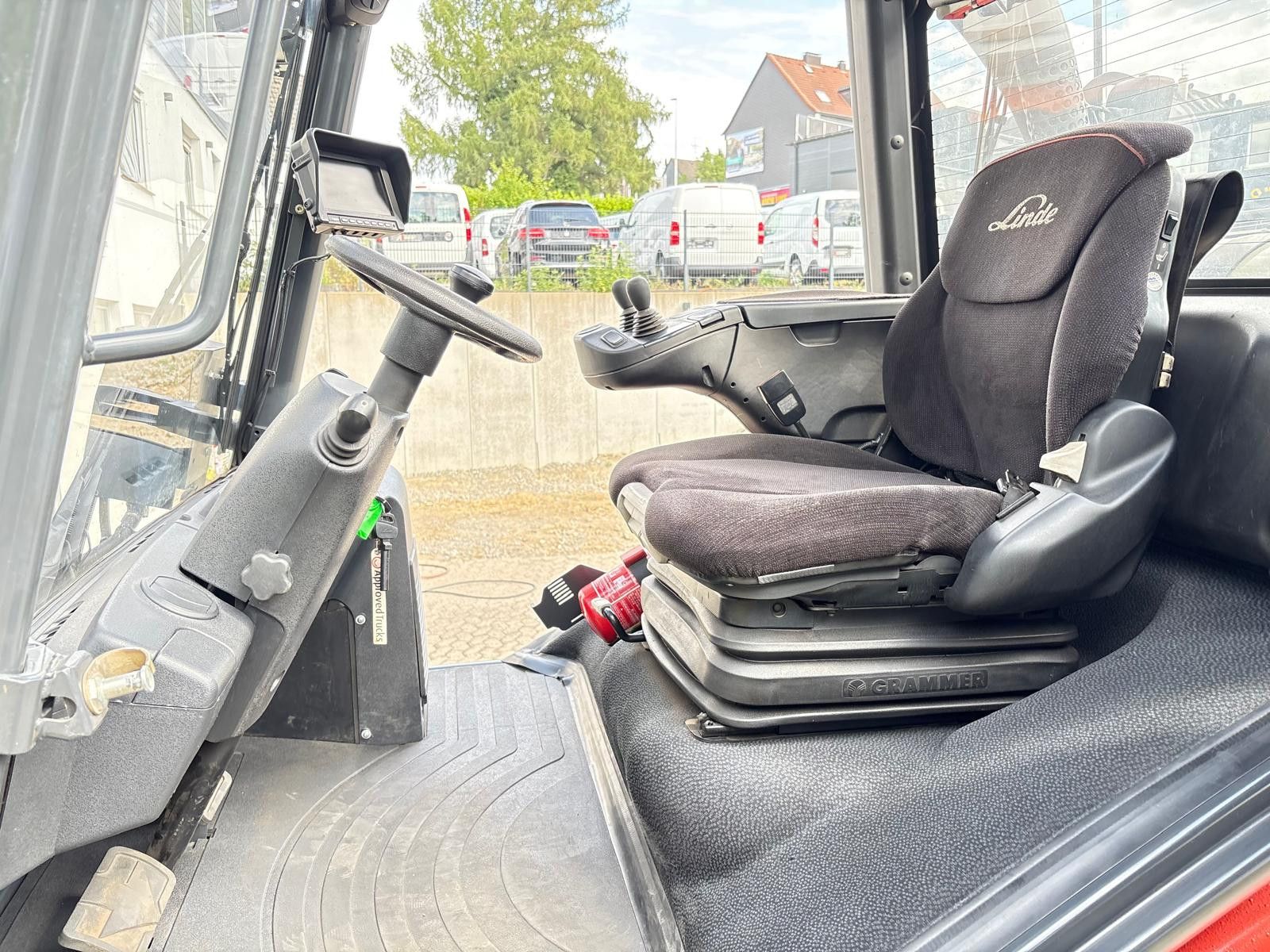 Fahrzeugabbildung Linde H50T-02 | 5t | Triplex 5.000 mm | Nur 8.256h TOP
