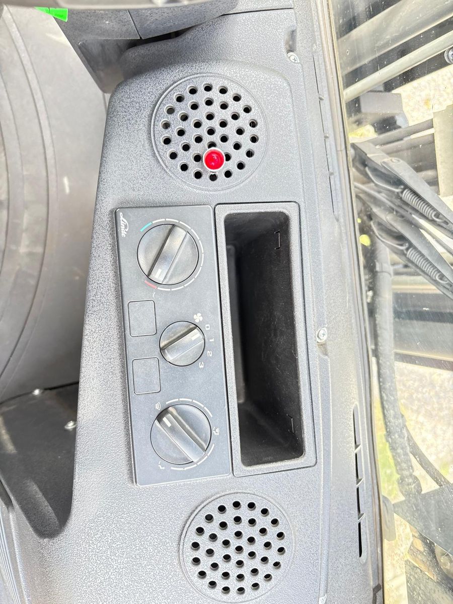 Fahrzeugabbildung Linde H50T-02 | 5t | Triplex 5.000 mm | Nur 8.256h TOP