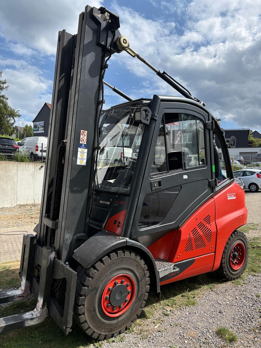 Fahrzeugabbildung Linde H50T-02 | 5t | Triplex 5.000 mm | Nur 8.256h TOP
