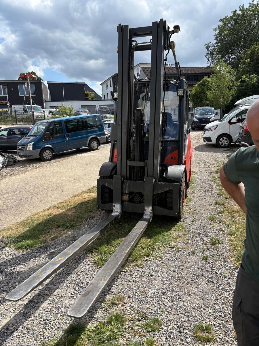 Fahrzeugabbildung Linde H50T-02 | 5t | Triplex 5.000 mm | Nur 8.256h TOP