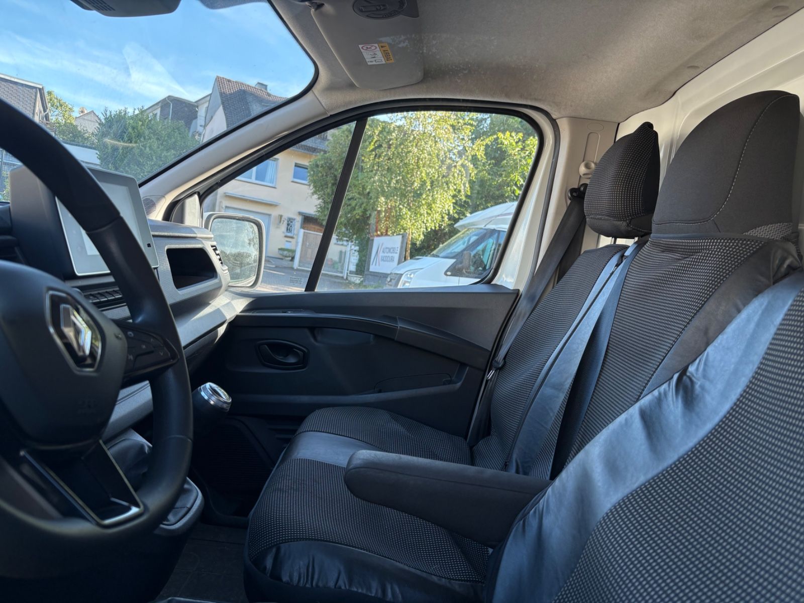 Fahrzeugabbildung Renault Trafic Kasten L1H1 3,0t Komfort