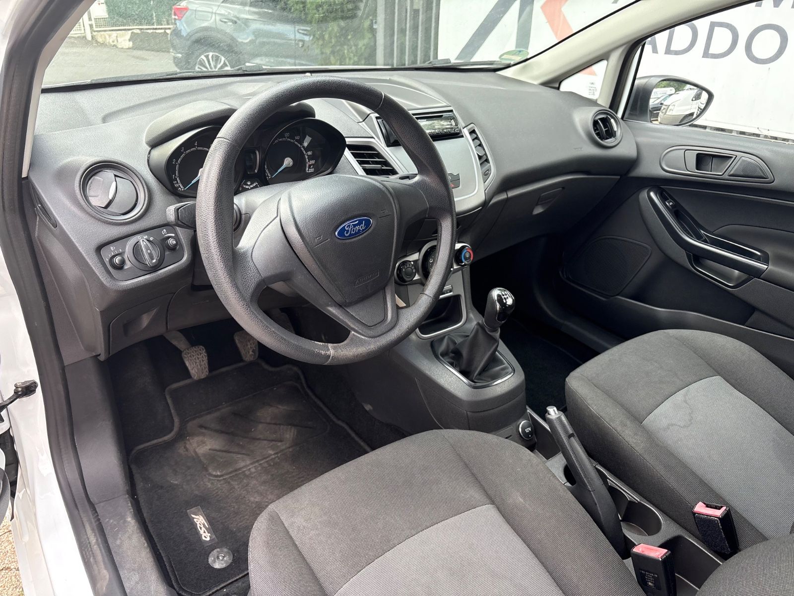 Fahrzeugabbildung Ford Fiesta Ambiente Klima