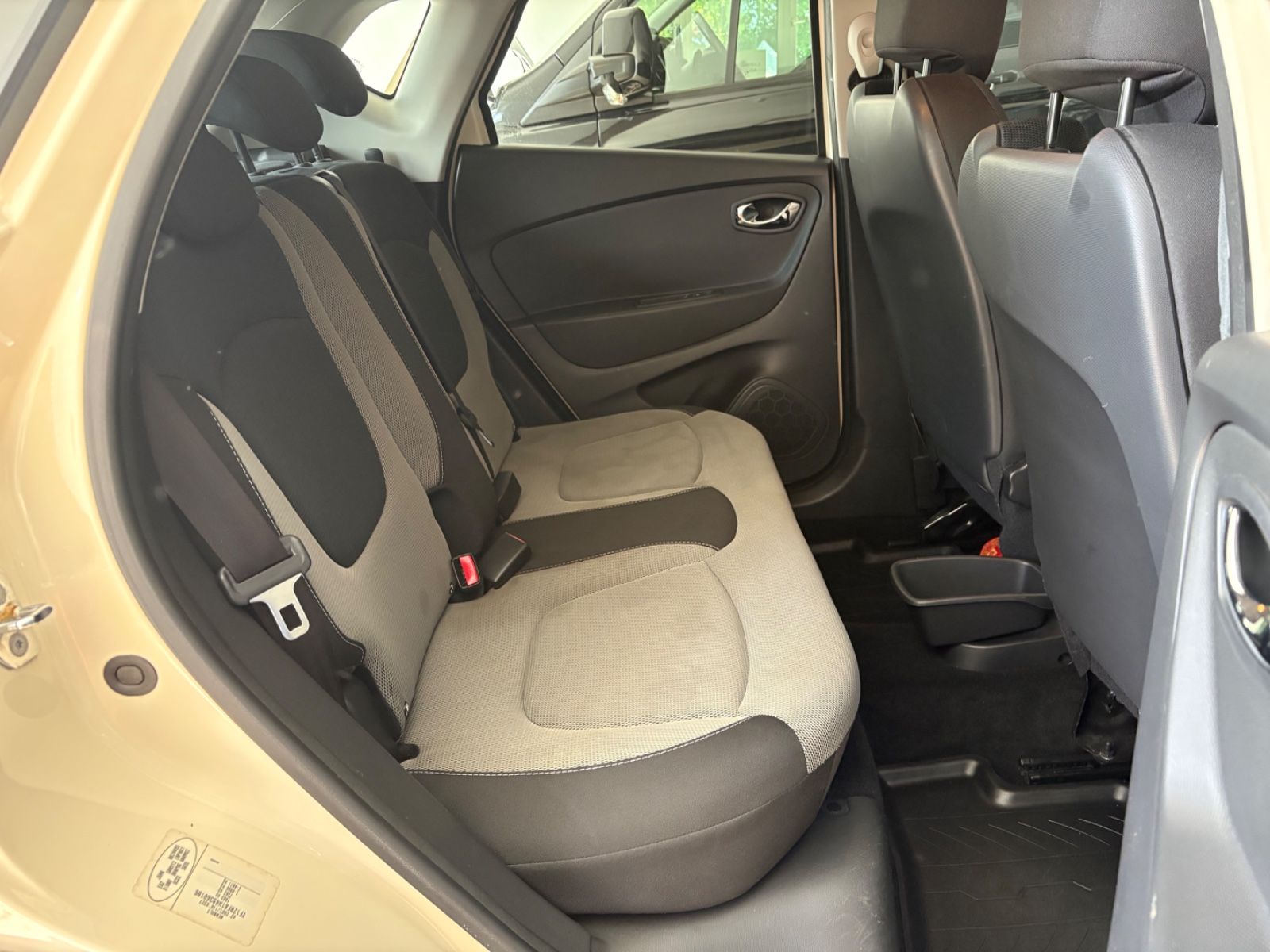 Fahrzeugabbildung Renault Captur Dynamique Sitzheizung