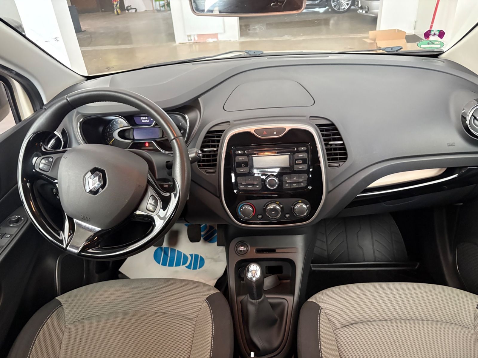 Fahrzeugabbildung Renault Captur Dynamique Sitzheizung