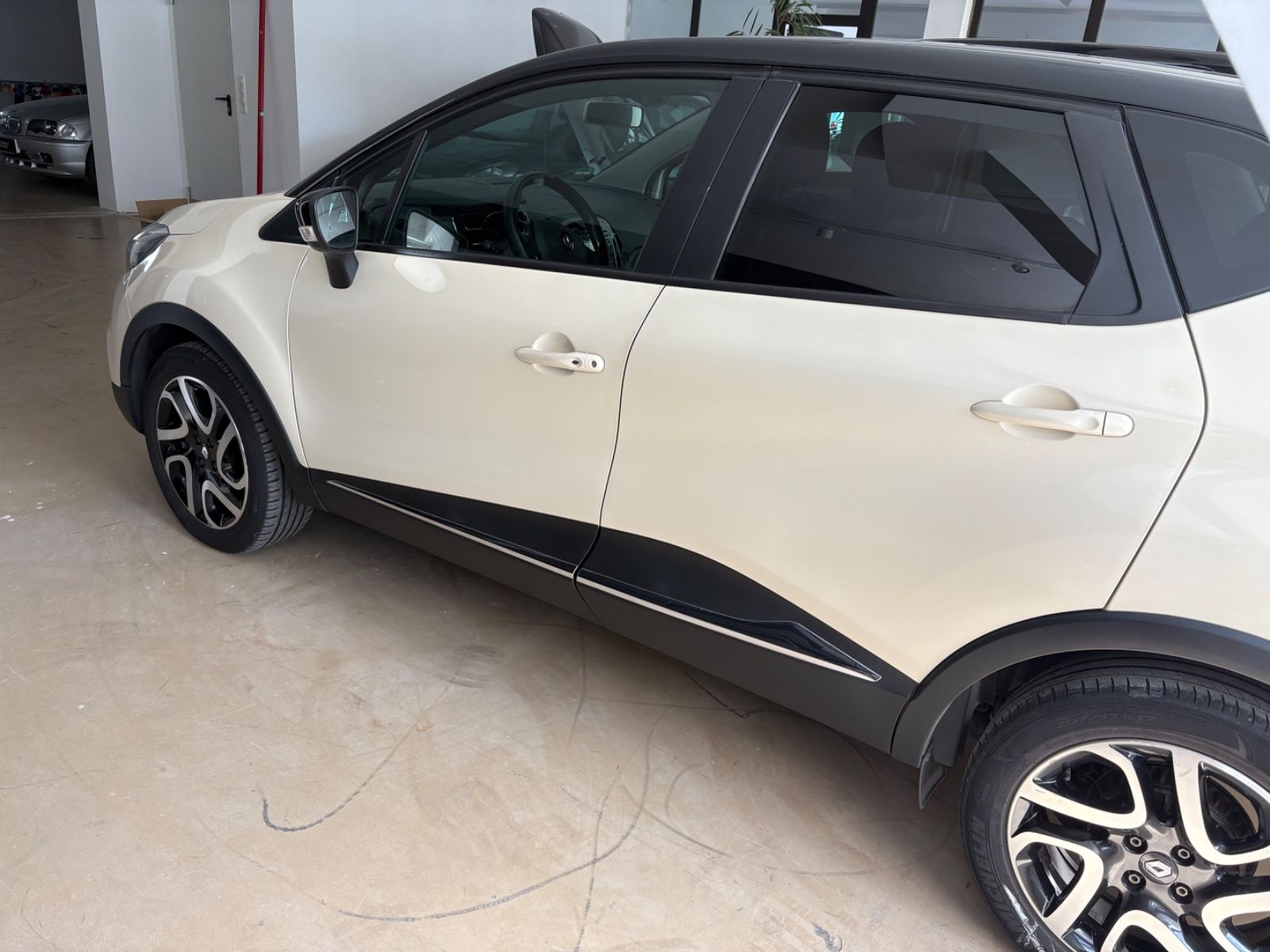 Fahrzeugabbildung Renault Captur Dynamique Sitzheizung