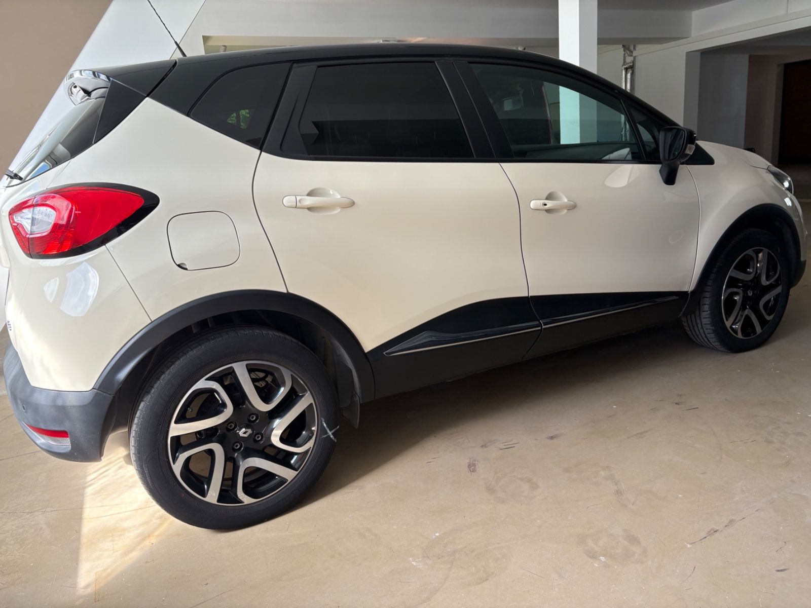 Fahrzeugabbildung Renault Captur Dynamique Sitzheizung
