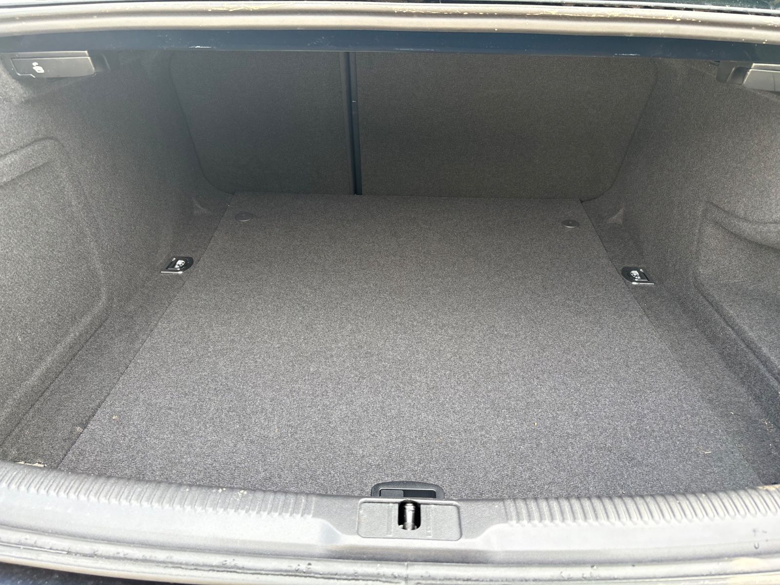 Fahrzeugabbildung Audi A5 Coupe 2.0 TFSI quattro 2xS-Line 20Zoll 1.HAND