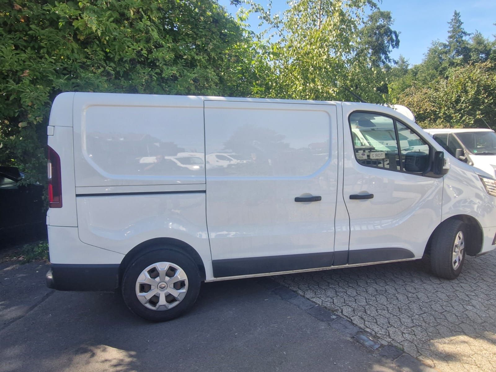 Fahrzeugabbildung Renault Trafic Kasten L1H1 3,0t Komfort