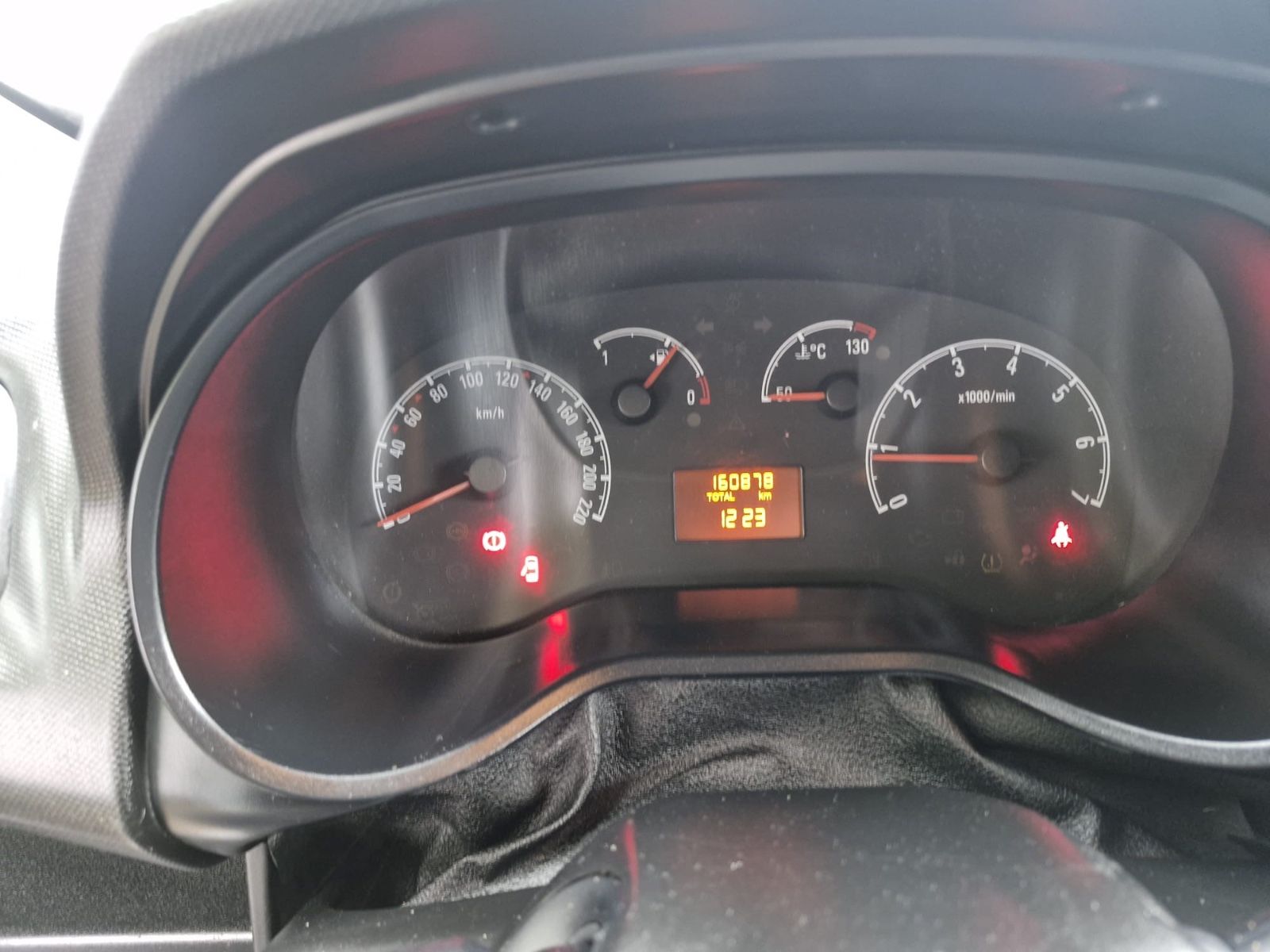Fahrzeugabbildung Opel Combo D Kasten L2H1 2,4t