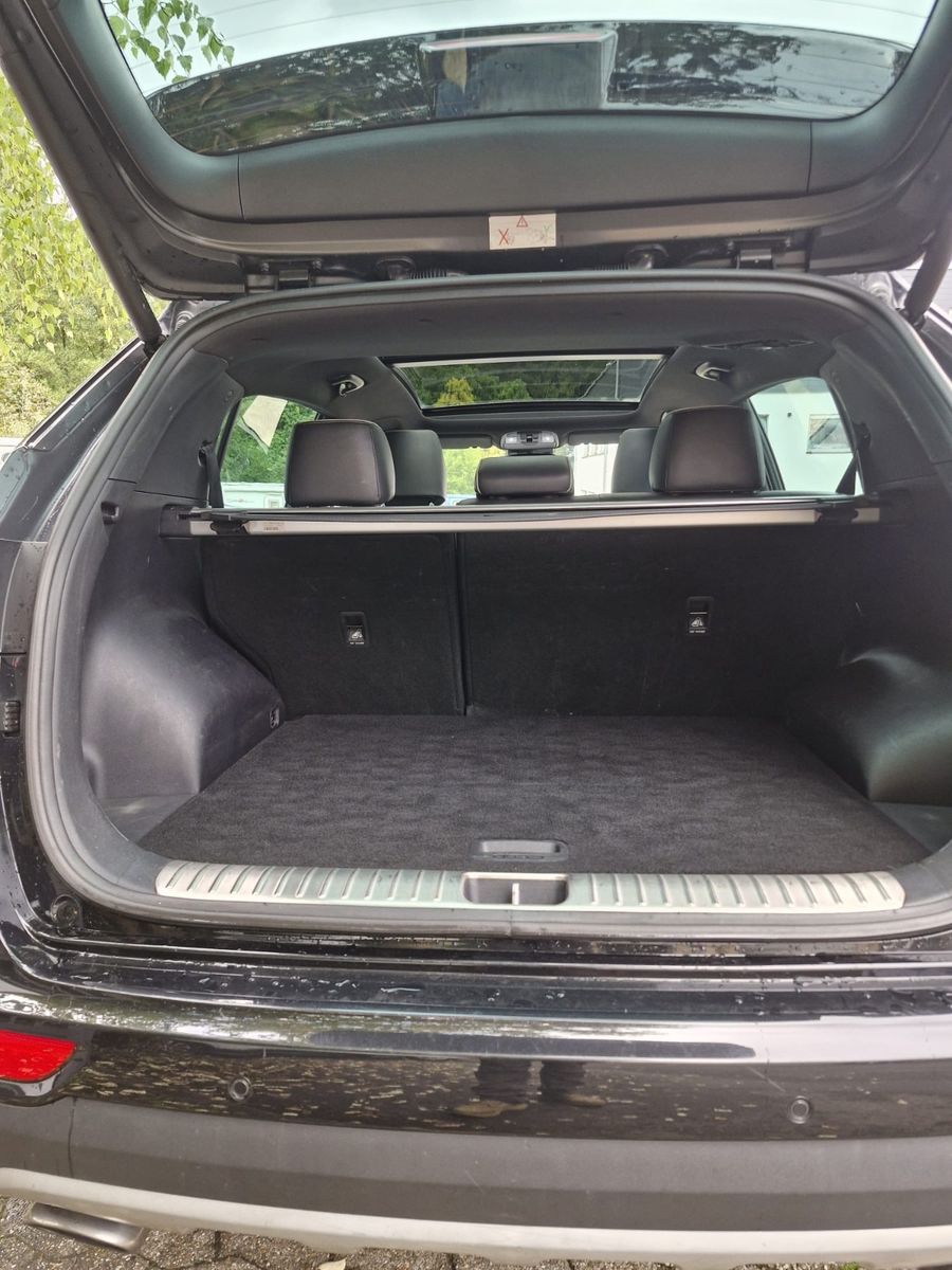 Fahrzeugabbildung Kia Sportage GT-Line 4WD Panorama Leder AHK abnehmb.